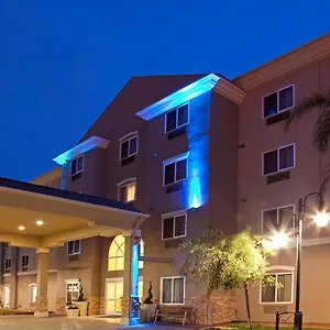 Express & Angeles Airport By Ihg Hotel