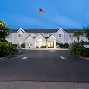 Microtel & By Wyndham Savannah/pooler 3*, Pooler USA